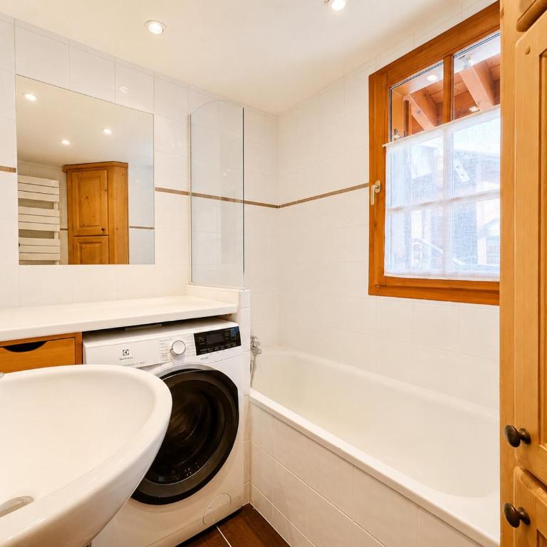 Appartement spacieux 4 chambres au cœur du village avec WiFi et parking - FR-1-505-183 - Apartamento - 21