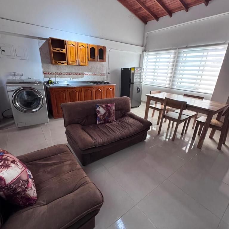 ApartaHotel Los Naranjos - Apartamento - 1
