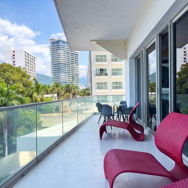 ICON Oceanview Retreat by Monyxbnb - Familienzimmer mit Balkon - 35