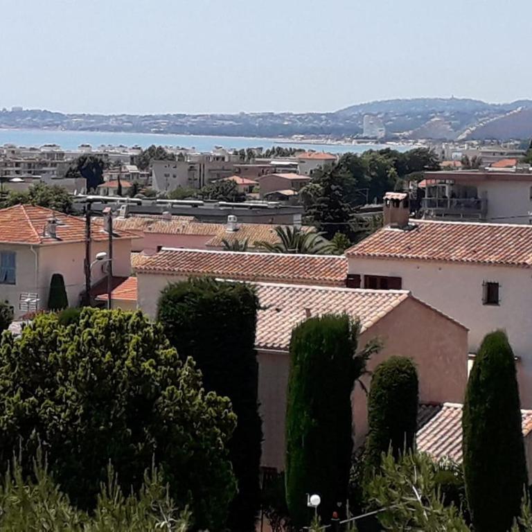 Spacious apartment with sea view - Appartement 2 Chambres - 1