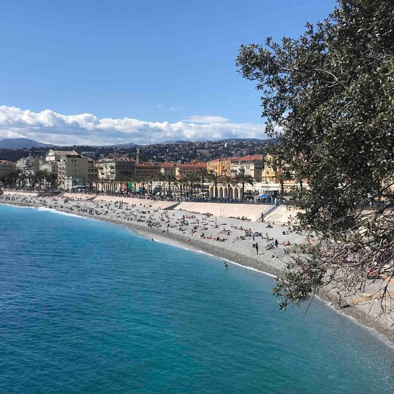 Spacious apartment with sea view - Appartement 2 Chambres - 32