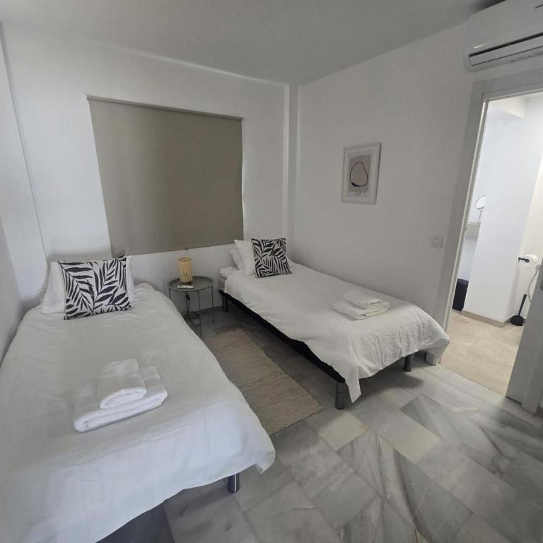 Beautiful Renovated apartment walking distance to beach and ammenties - Apartamento de 2 dormitorios - 6