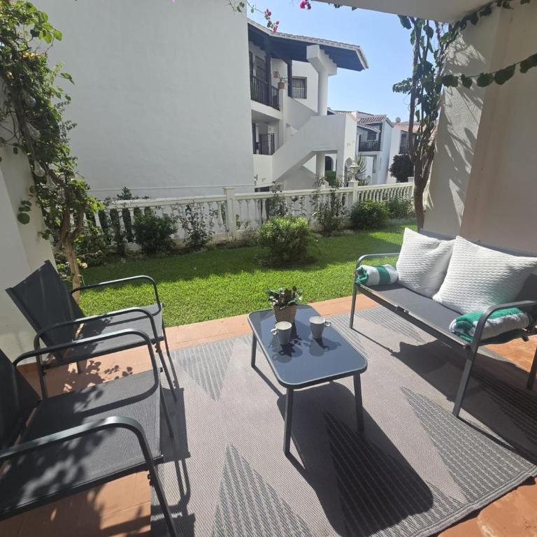 Beautiful Renovated apartment walking distance to beach and ammenties - Apartamento de 2 dormitorios - 11
