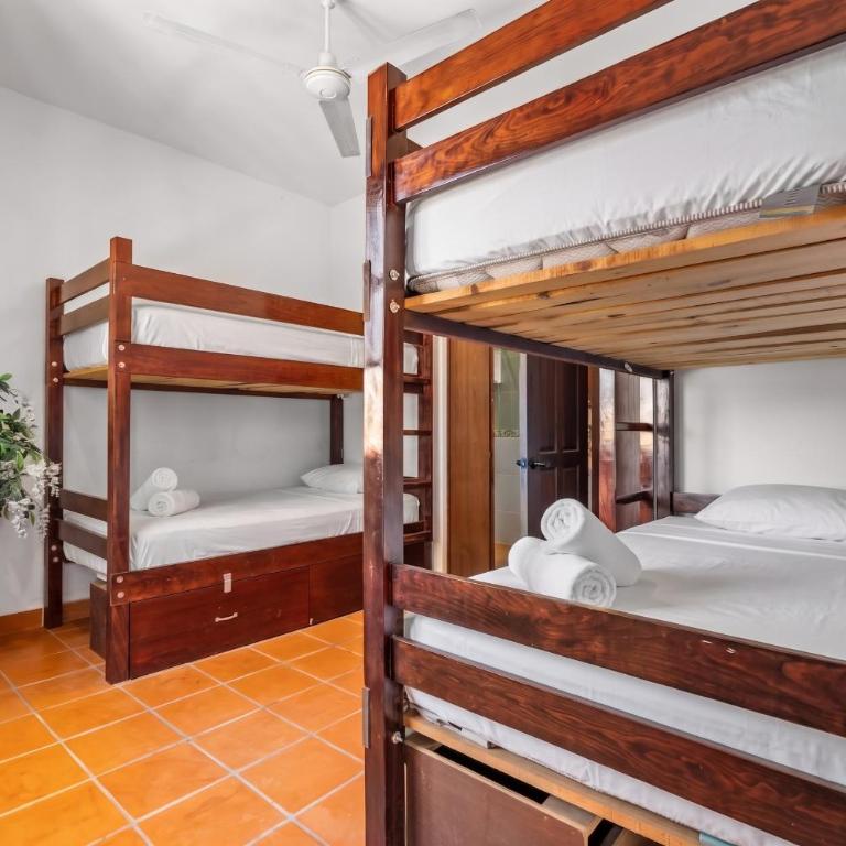 Los Gonzalez By Monyxbnb - Habitación Cuádruple con baño - 4