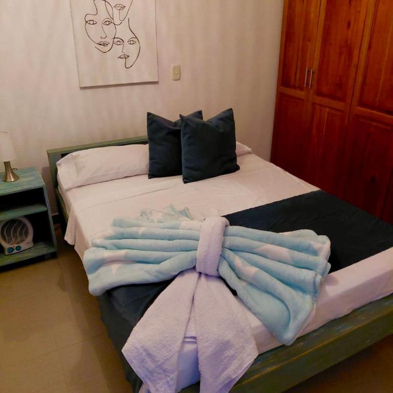 Blomst Casa Hostal - Four-Bedroom Apartment with Balcony - 31
