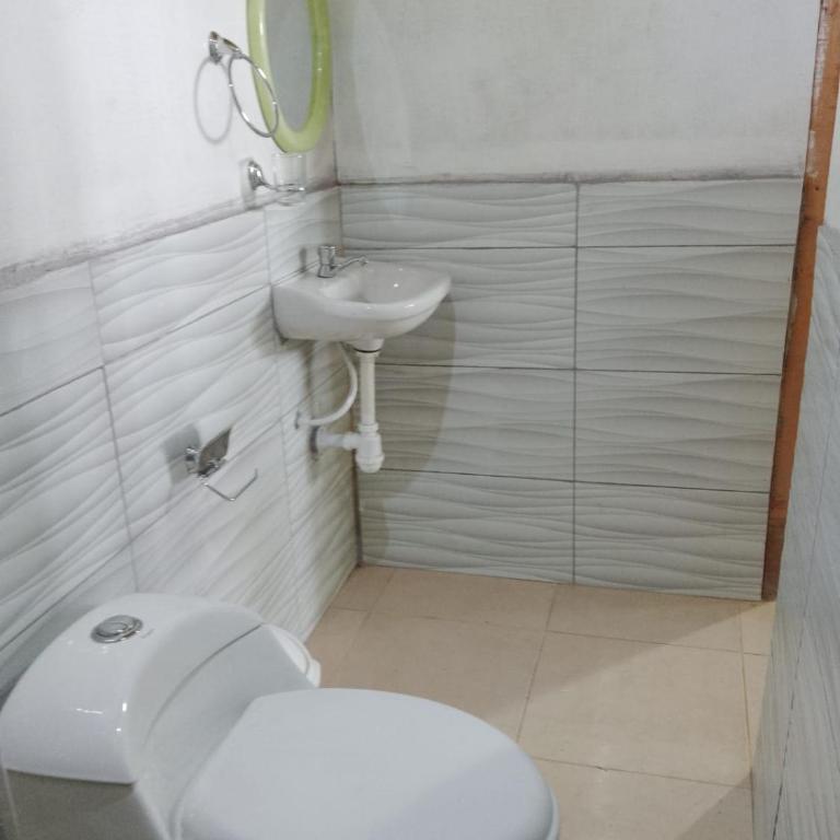 Amazon Lodge and Expeditions - Bungalow - Frente al agua - 12