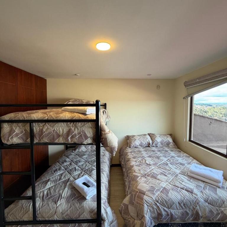 Large house with 4 bedrooms and a panoramic view of Cuenca - Casa de 4 dormitorios - 8