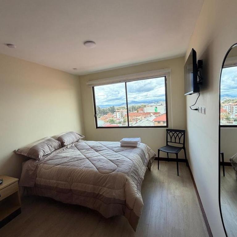 Large house with 4 bedrooms and a panoramic view of Cuenca - Casa de 4 dormitorios - 25