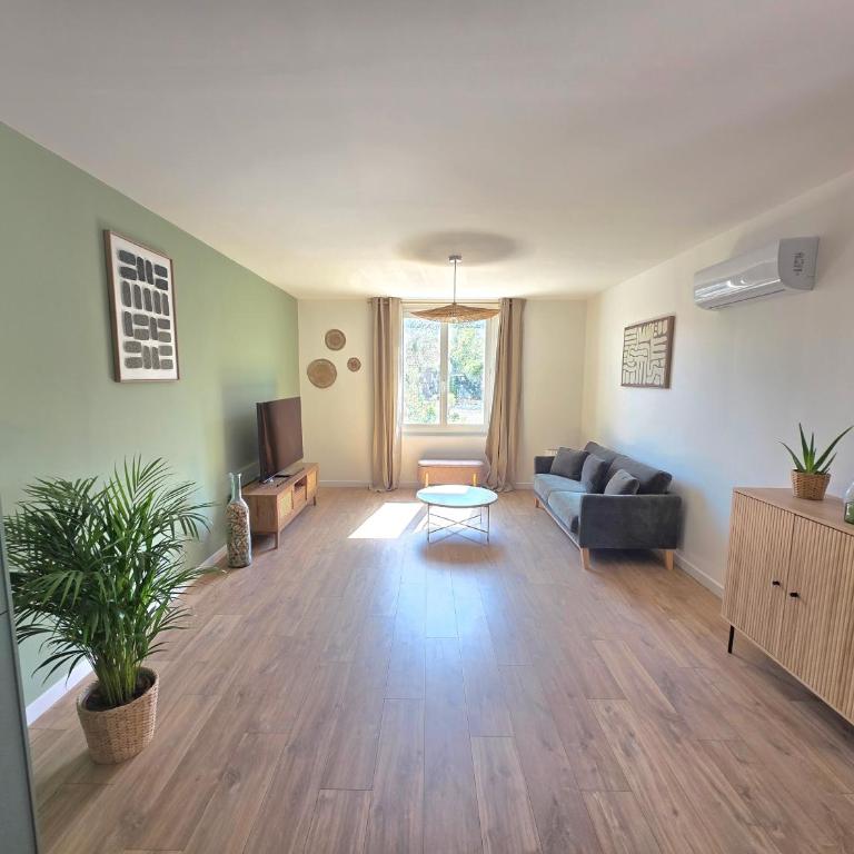 Nouveau ! L'escale de Vigon, Appartement neuf entre bourg et plage, climatisé, wifi, parking, linge et ménage en fin de séjour compris - Appartement 1 Chambre - 2
