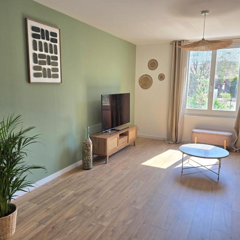 Nouveau ! L'escale de Vigon, Appartement neuf entre bourg et plage, climatisé, wifi, parking, linge et ménage en fin de séjour compris - Appartement 1 Chambre - 17