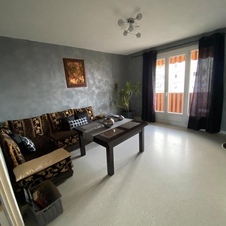 Spacious apartment with sea view - Appartement 2 Chambres - 10