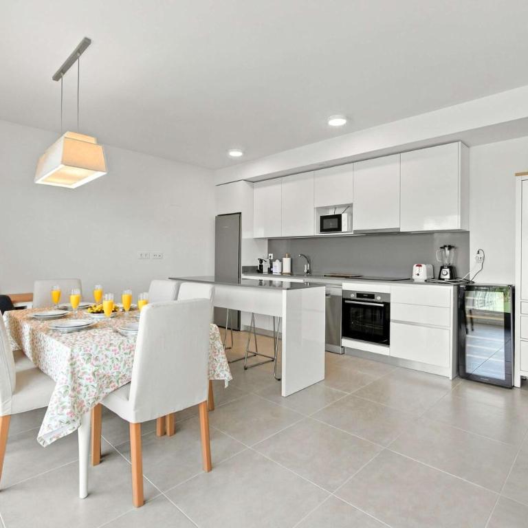 Corner property-free parking-Pool-close to beach - Acgua Garden B-1-BA - Apartamento - 14