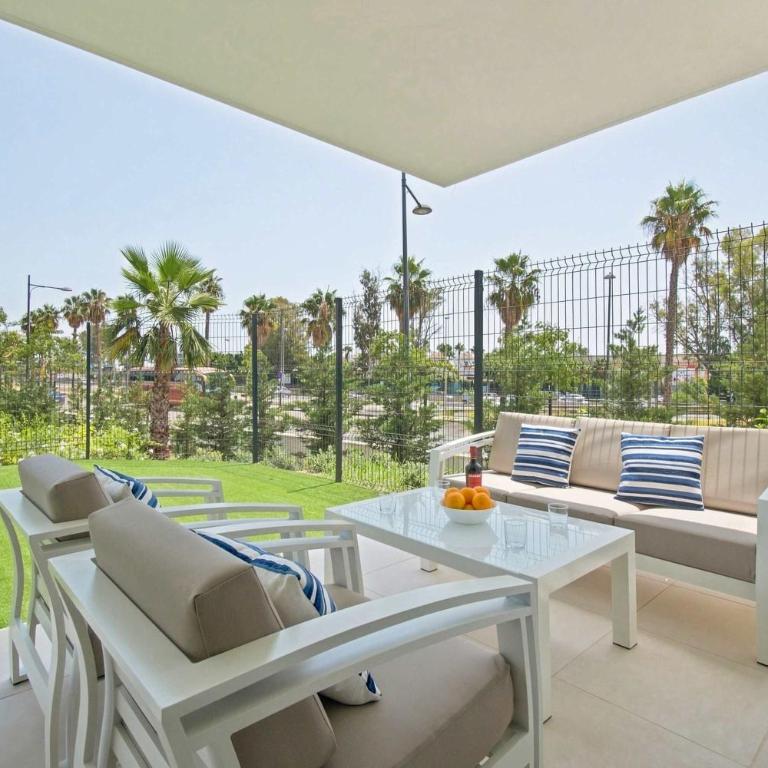 Corner property-free parking-Pool-close to beach - Acgua Garden B-1-BA - Apartamento - 12