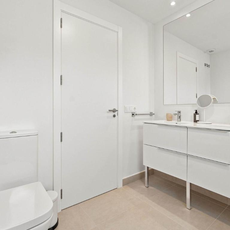 Corner property-free parking-Pool-close to beach - Acgua Garden B-1-BA - Apartamento - 20