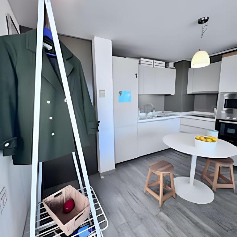1D con Terraza en Los Dominicos - Apartamento de 1 dormitorio - 9