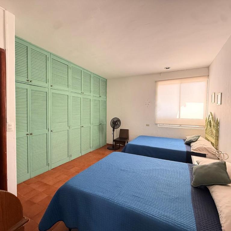 5 bedrooms, ground floor, heated pool, Golden Zone - Villa - 24