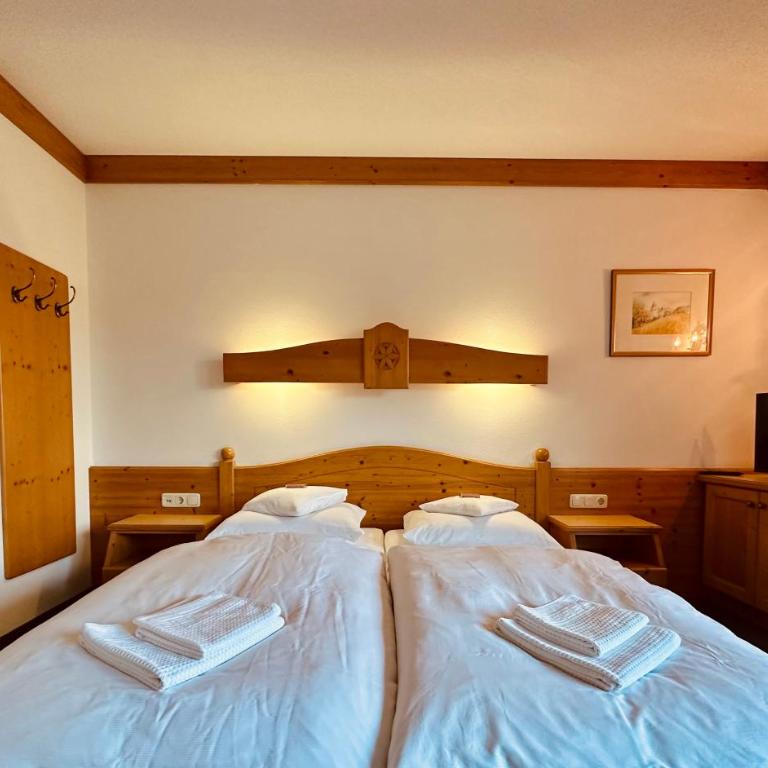 Residenz am Park - Doppel-/Zweibettzimmer mit Bergblick - 6