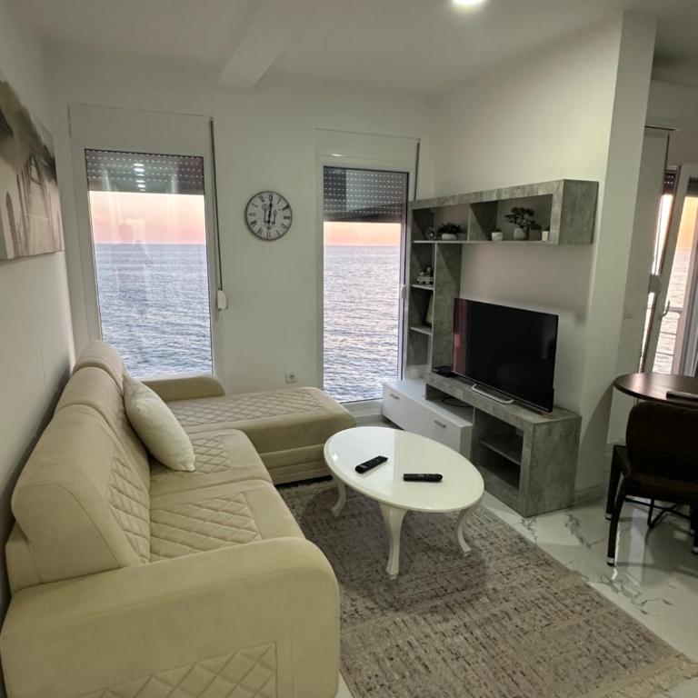 Villa Bakic - Apartman s 1 Spavaćom Sobom, Balkonom i Pogledom na More - 2