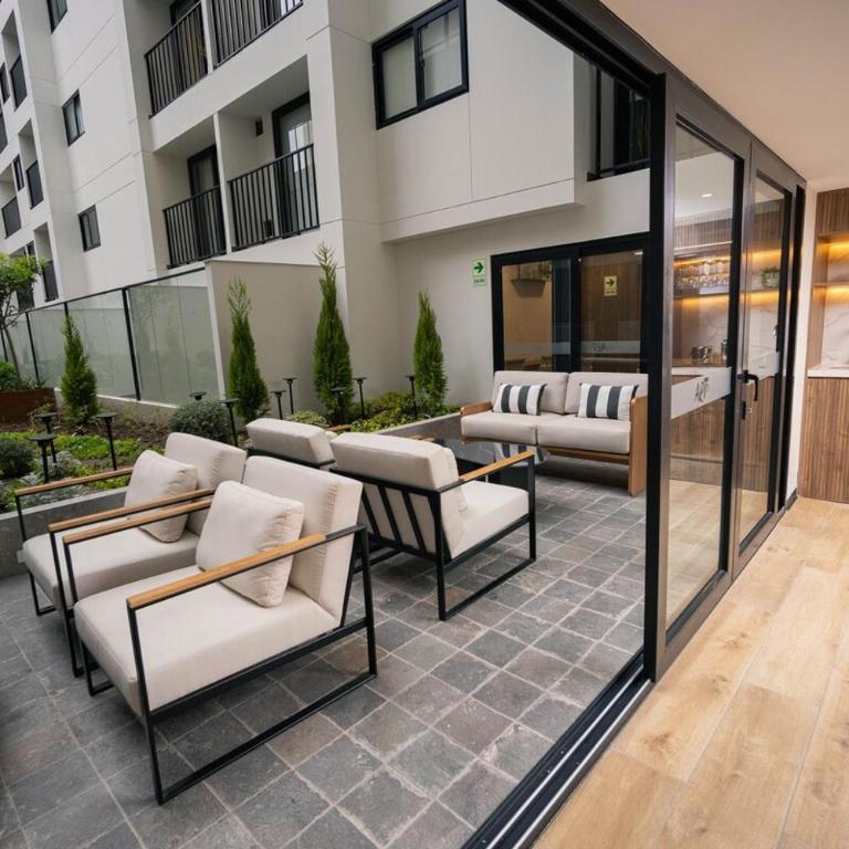 Sleek Modern 1BR w,Balcon WIFI POOL & GYM - One-Bedroom Apartment - 71