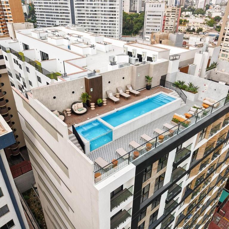 Sleek Modern 1BR w,Balcon WIFI POOL & GYM - One-Bedroom Apartment - 74