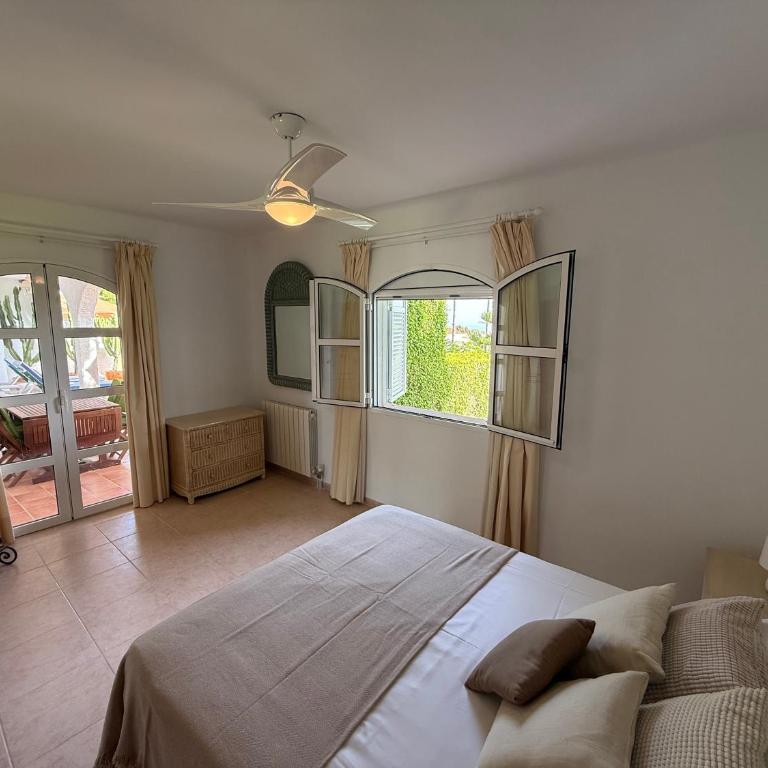 Bajamar Capistrano Apartamentos - Apartamento de 2 dormitorios con terraza y vistas al mar - 8