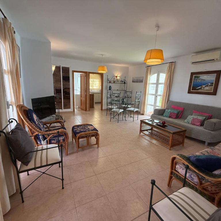 Bajamar Capistrano Apartamentos - Apartamento de 2 dormitorios con terraza y vistas al mar - 15