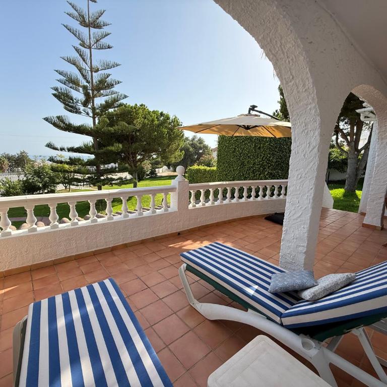 Bajamar Capistrano Apartamentos - Apartamento de 2 dormitorios con terraza y vistas al mar - 1