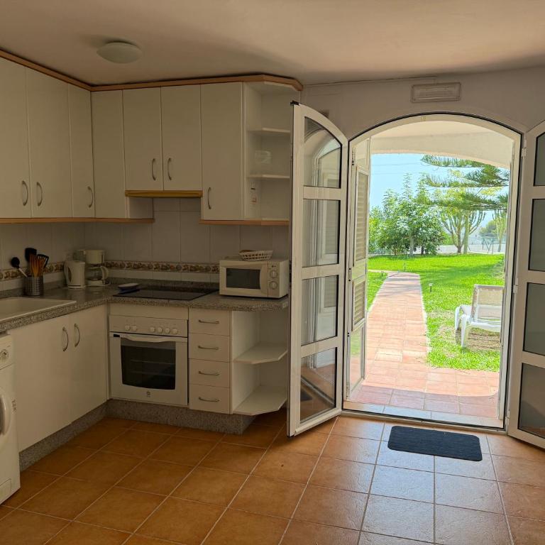 Bajamar Capistrano Apartamentos - Apartamento de 1 dormitorio con jardín - 5