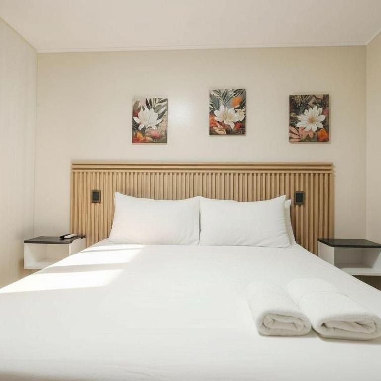 Costanera Tourist Free Parking 3B 708 - Three-Bedroom Deluxe Apartment - 4