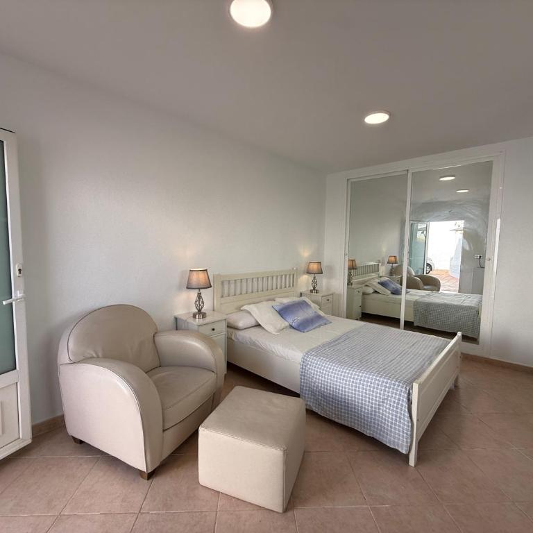 Bajamar Capistrano Apartamentos - Estudio con 1 cama grande - 7