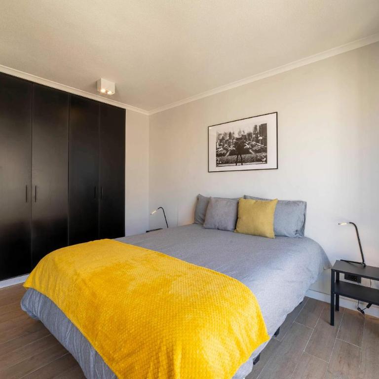 Modern Studio Pool Gym Balcony & City Views - Apartamento - 19