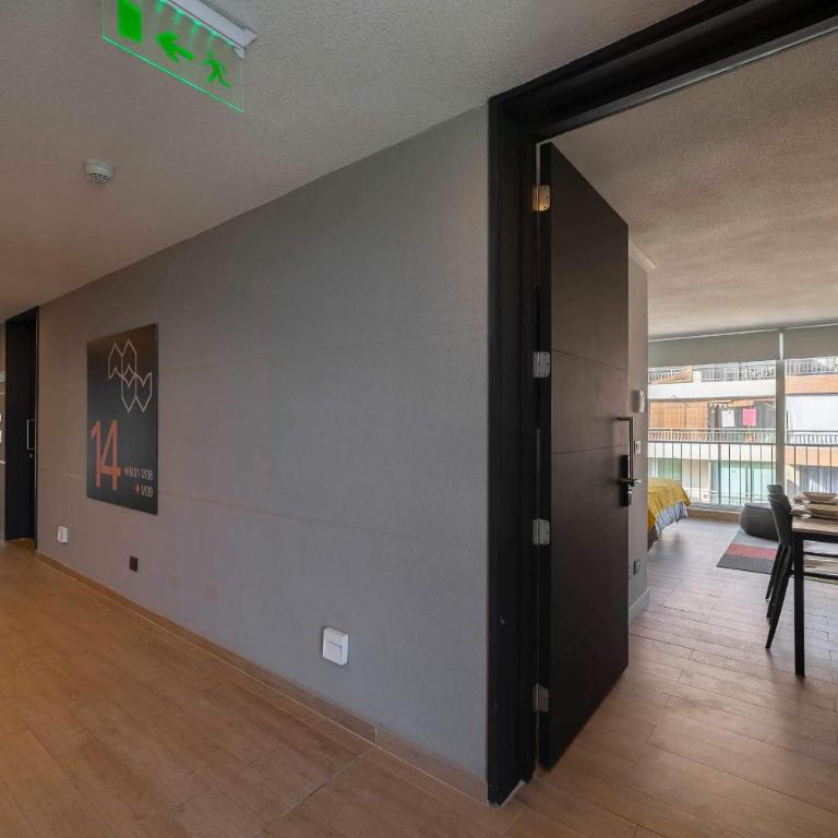 Modern Studio Pool Gym Balcony & City Views - Apartamento - 23