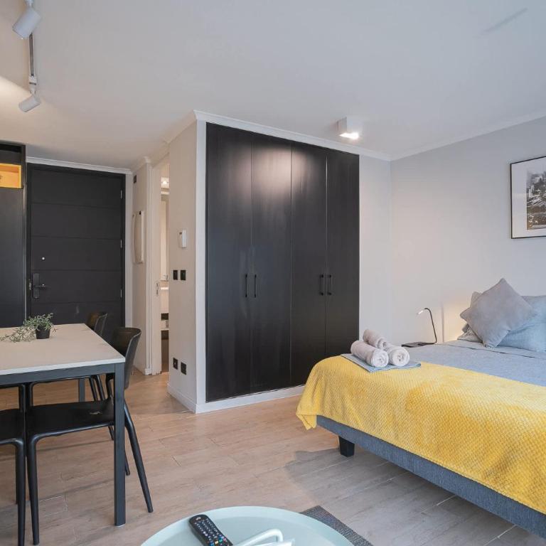 Modern Studio Pool Gym Balcony & City Views - Apartamento - 36
