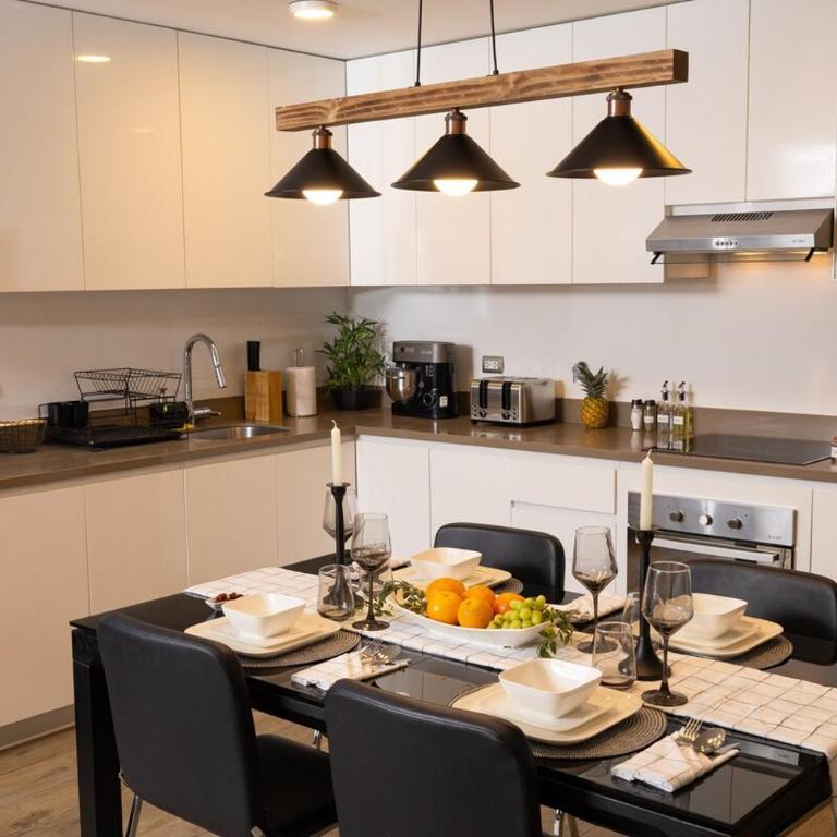 The Vintage Soul 2BR Barranco w AC & Free parking - Two-Bedroom Apartment - 18