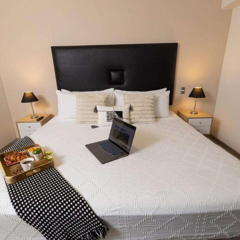 The Vintage Soul 2BR Barranco w AC & Free parking - Two-Bedroom Apartment - 60