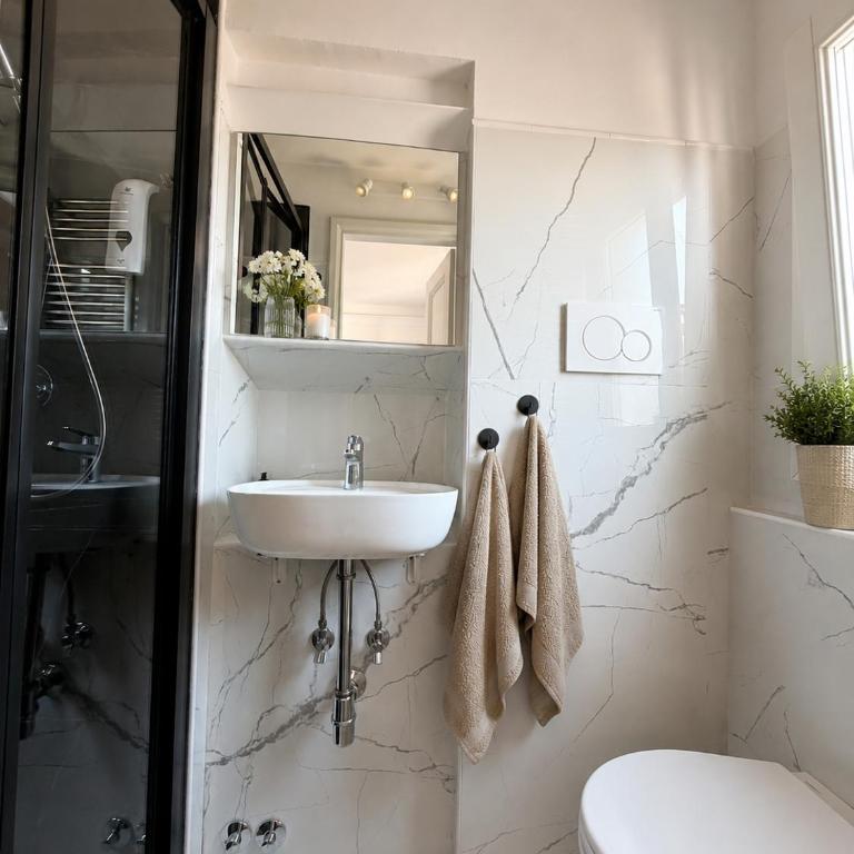 Scala 50 Roof Top - Four-Bedroom Apartment with Balcony - 14