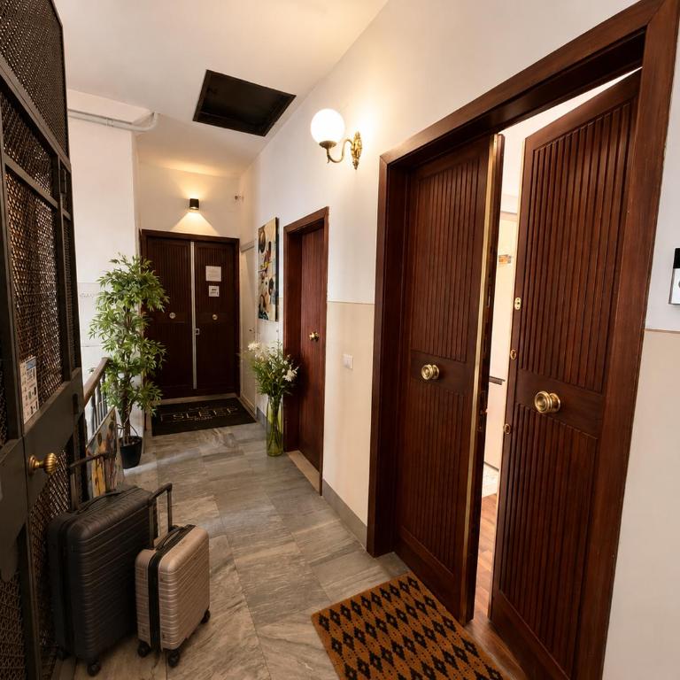 Scala 50 Roof Top - Four-Bedroom Apartment with Balcony - 28