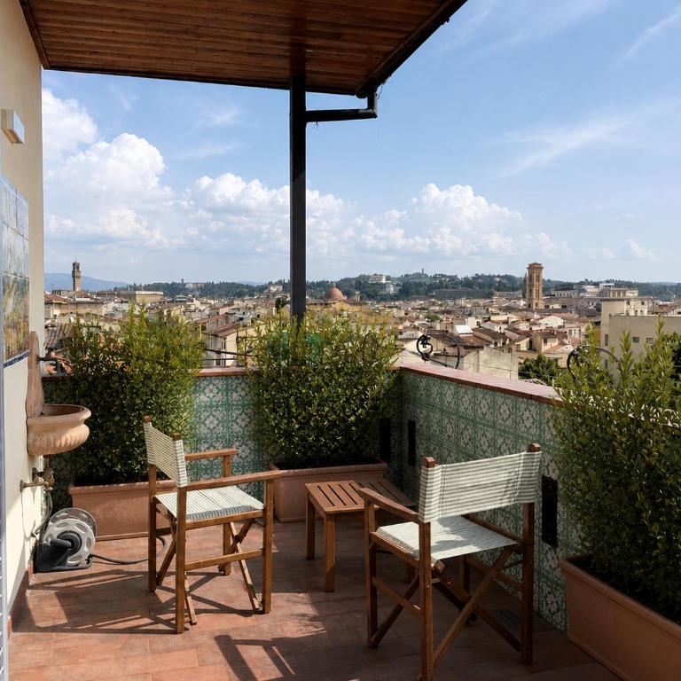 Scala 50 Roof Top - Four-Bedroom Apartment with Balcony - 5
