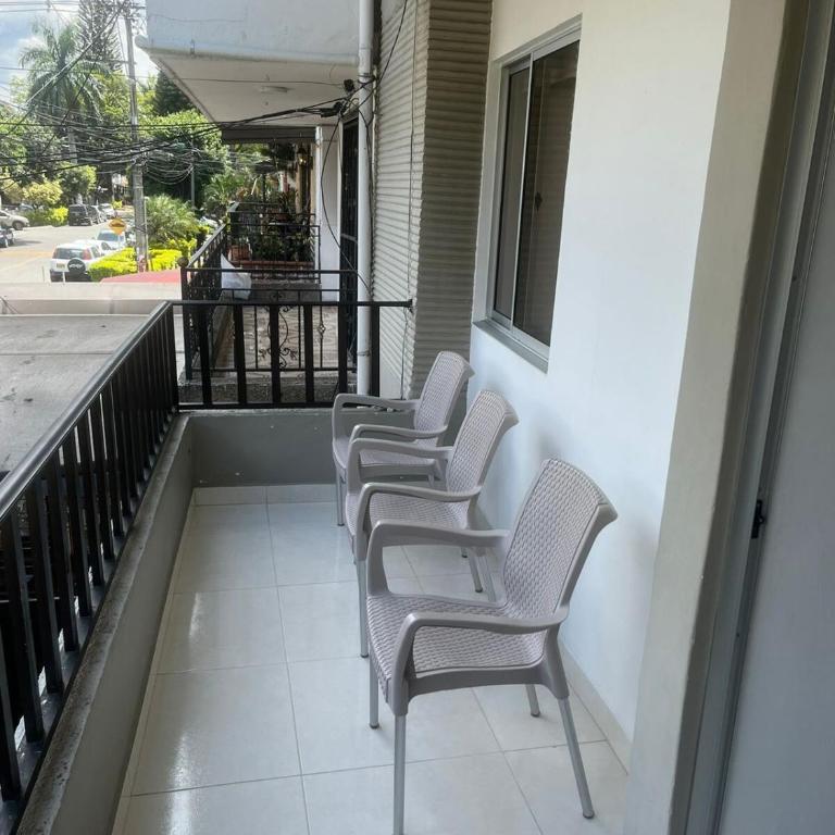 Full apartment near El Poblado - Two-Bedroom Apartment - 10