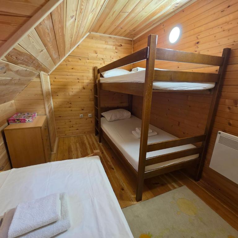 Borje Family Homes - Brvnara sa 3 Spavaće Sobe - 24