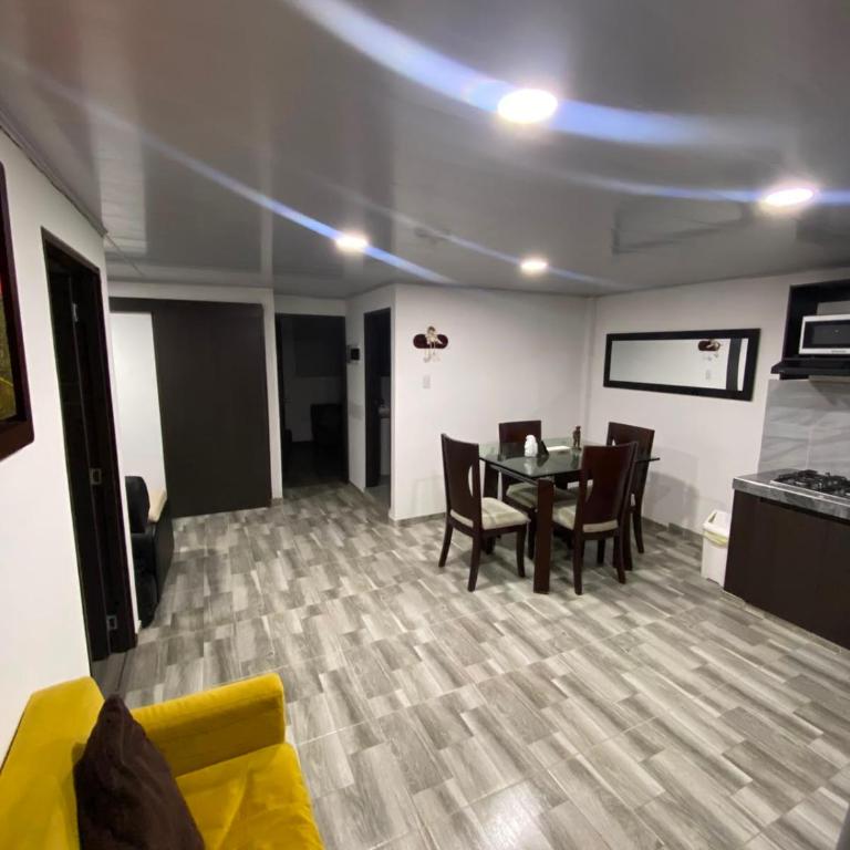 Amplio y Cómodo 3 Hab Amobladas Cerca a Corferias y Hospital Meredi - Apartamento de 3 dormitorios - 15
