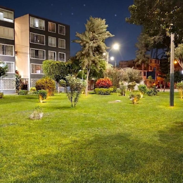 Depa San Miguel Lima - Two-Bedroom Apartment with View - 3