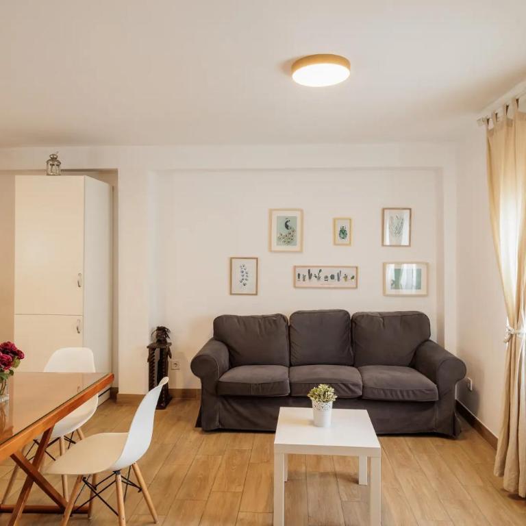 Centro de Sevilla Apartamento Luminoso - Apartamento de 2 dormitorios - 1