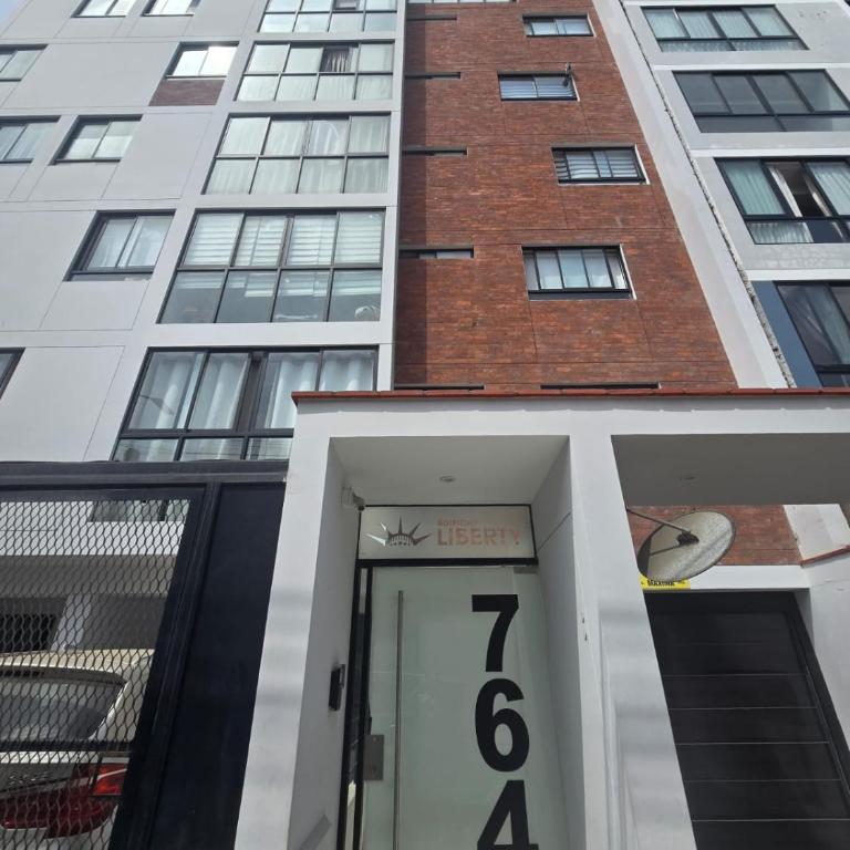 E Free Parking Wifi Pro Laundry 1B 204 - One-Bedroom Apartment - 24