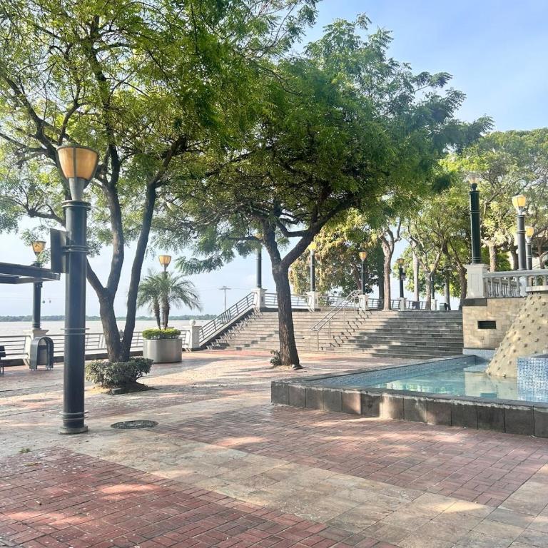 Supreme apartment in front of the river with parking - Three-Bedroom Apartment - 8
