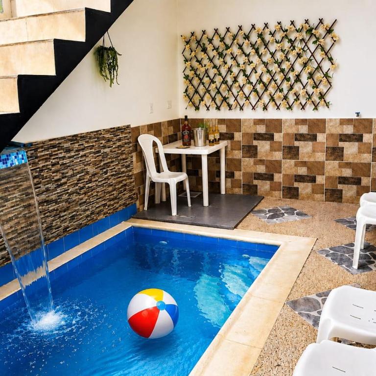 Casa moderna, central, con piscina privada - Casa de 2 dormitorios - 1
