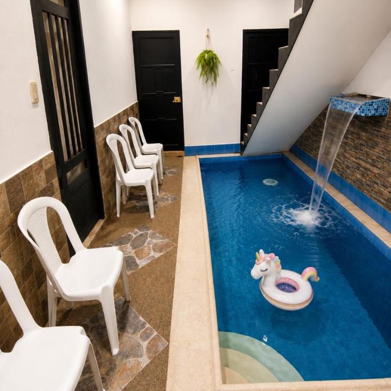 Casa moderna, central, con piscina privada - Casa de 2 dormitorios - 2