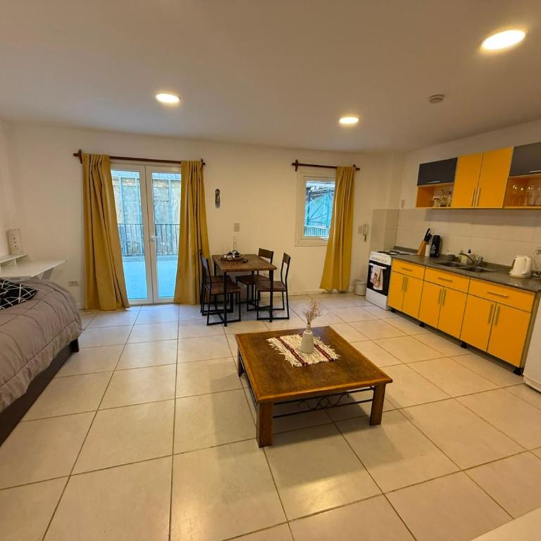Victoria Plaza - One-Bedroom Apartment - 12