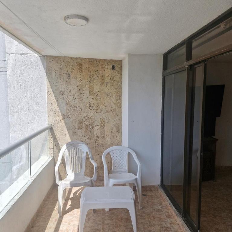 Beautiful and spacious apartment with ocean views - Three-Bedroom Apartment - 15