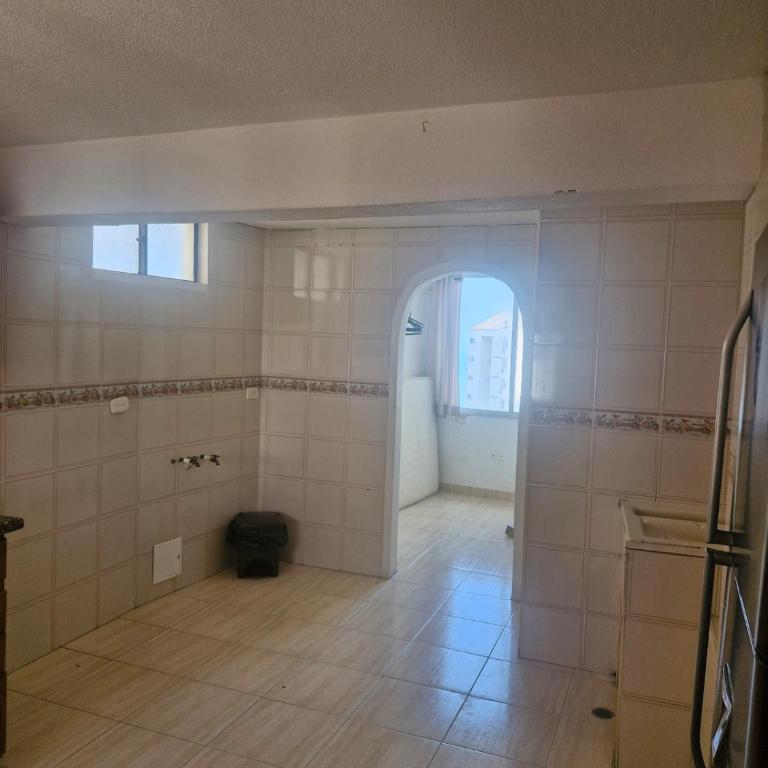 Beautiful and spacious apartment with ocean views - Three-Bedroom Apartment - 17